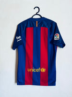 https://heritagefootball.fr/products/maillot-fc-barcelone-2016-2017-domicile-s-776850-415